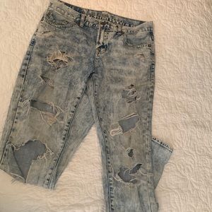 American Eagle Flex jeans. Distressed/torn. 30x34